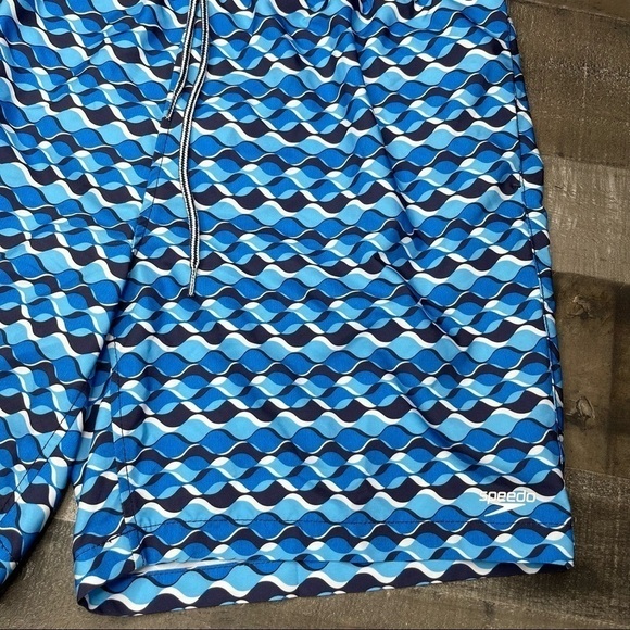 Speedo Swim Trunks size XL - Picture 9 of 10